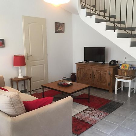 Maison De Vacances Jocelyne Lauris Ngoại thất bức ảnh